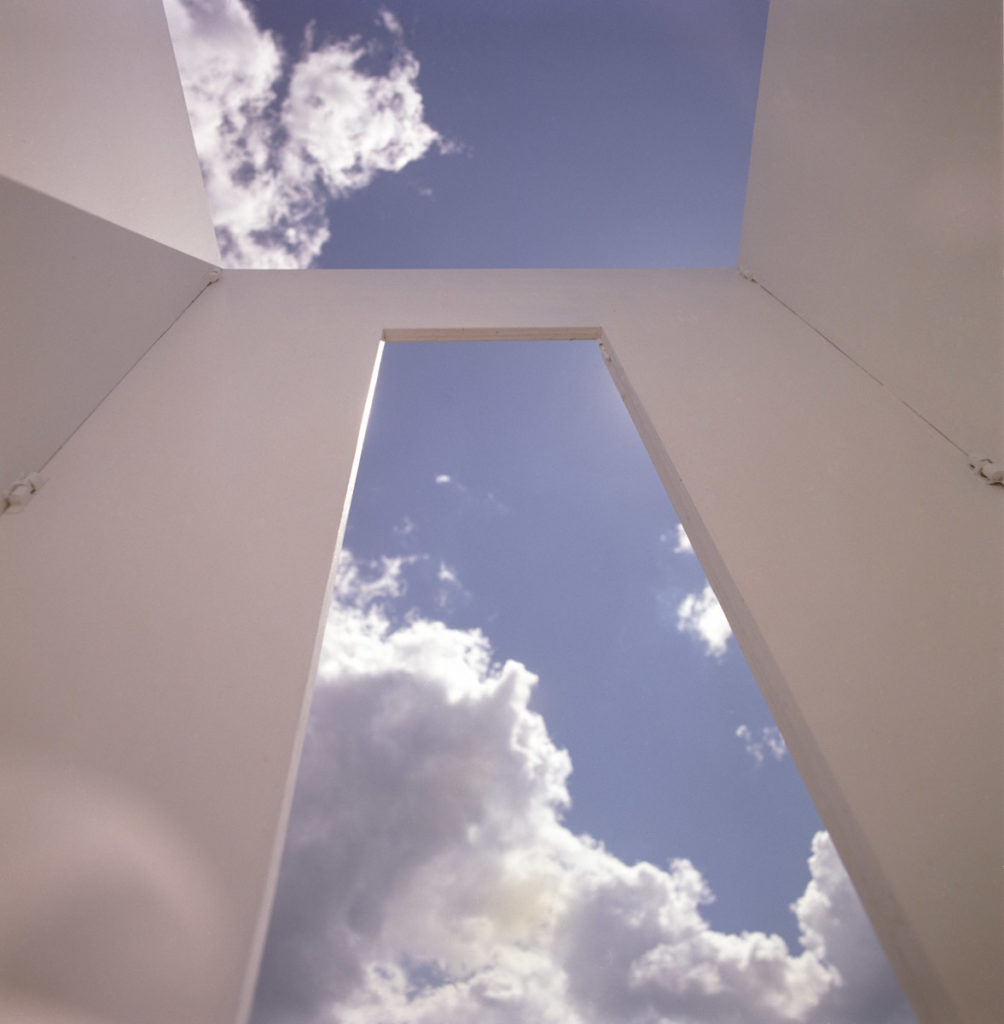 Observing the Passing of time from the Inside of the Thinking Box, I
